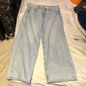 American Eagle Women’s 12 Short 90’s Wide Leg Jeans Light Wash